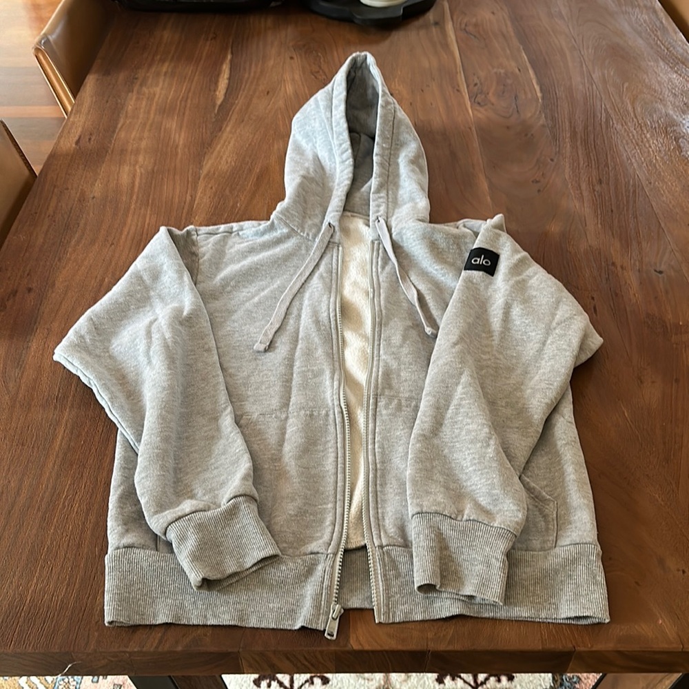 Alo Yoga hoodie